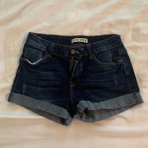 Encore size 3